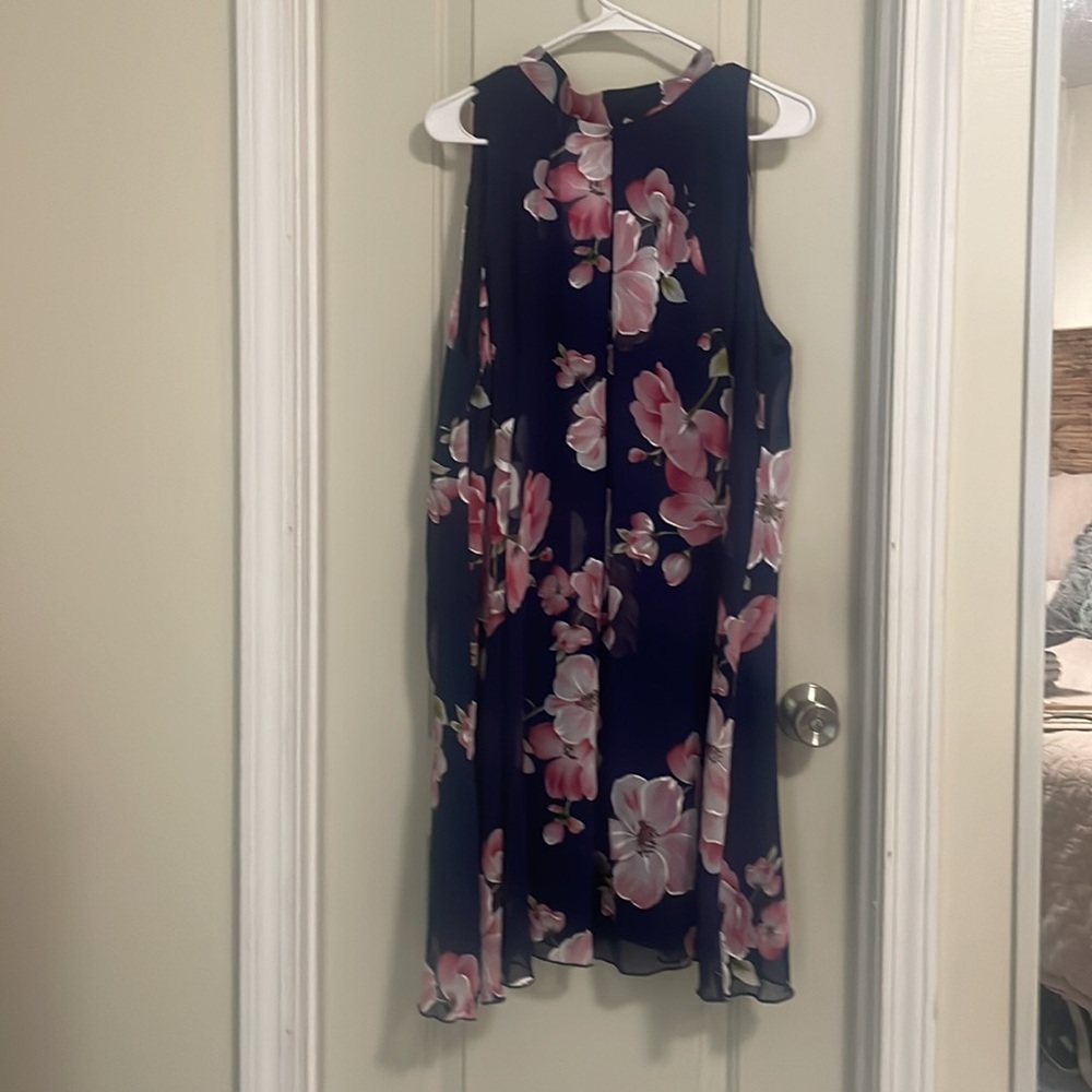 Robbie Bee Floral Navy Dress Size 16 - Picture 4 of 9